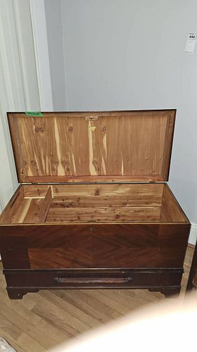 Lot #440 (1 of 8)
