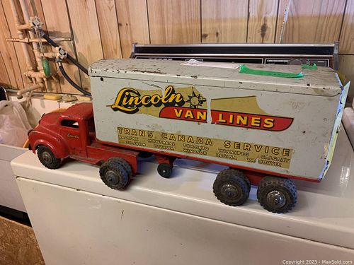 Lot #411 (1 of 12)