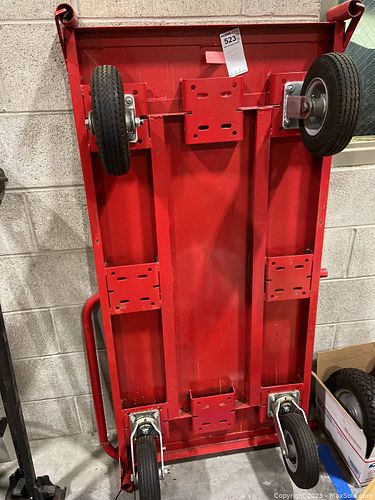 Lot #523 (1 of 5)