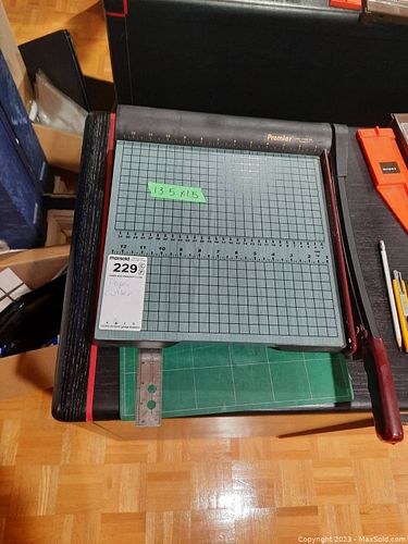 Lot #229 (1 of 6)