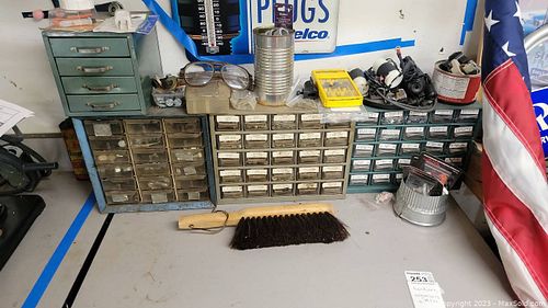 Lot #253 (1 of 14)