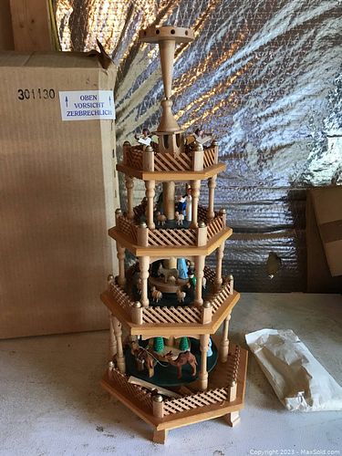 Lot #347 (1 of 11)