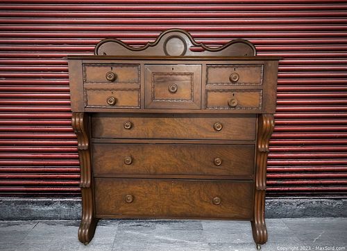 Lot #445 (1 of 8)