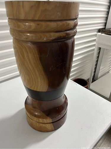 Lot #14 (1 of 12)
