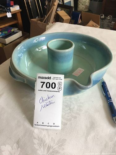 Lot #700 (1 of 9)