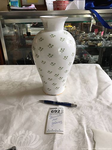 Lot #692 (1 of 8)