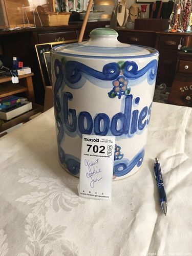 Lot #702 (1 of 10)