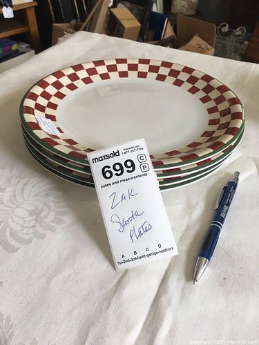 Lot #699 (1 of 7)