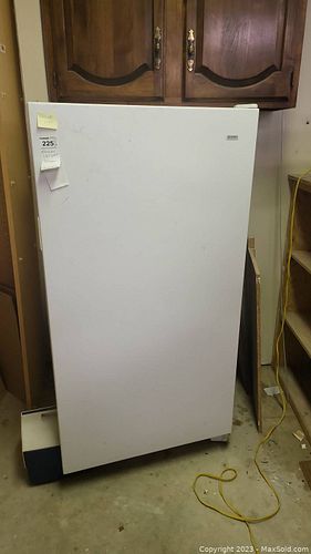 Lot #225 (1 of 4)