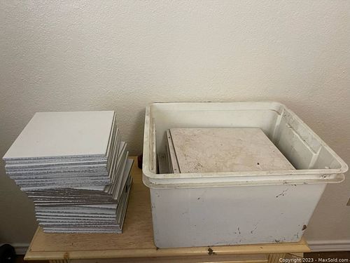 Lot #25 (1 of 4)