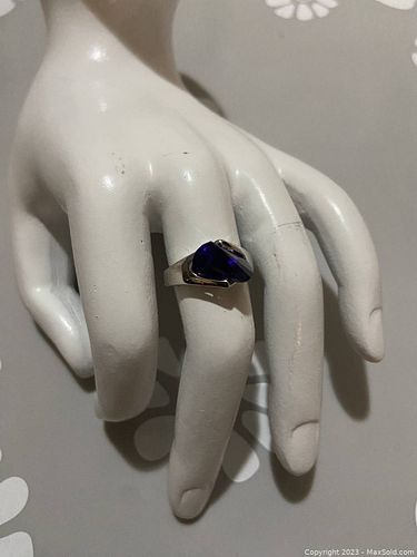 Lot #165 (1 of 7)