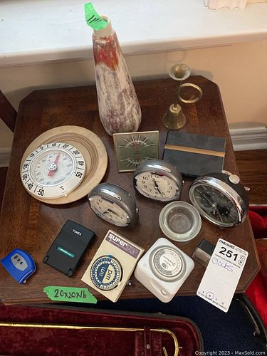 Lot #251 (1 of 9)