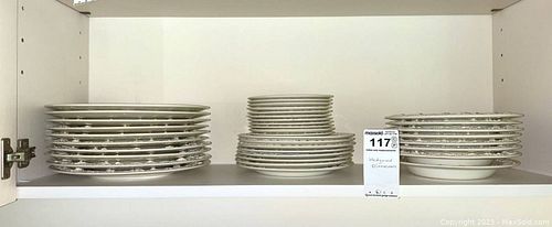 Lot #117 (1 of 8)