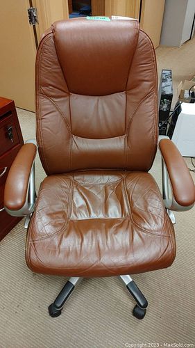 Lot #538 (1 of 9)