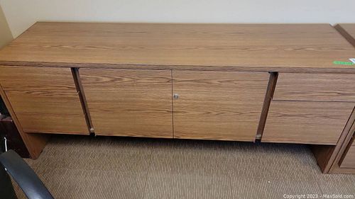 Lot #549 (1 of 9)