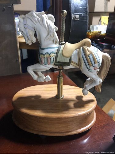 Lot #441 (1 of 7)