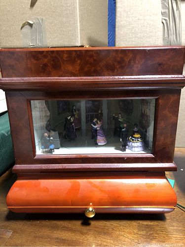 Lot #445 (1 of 10)