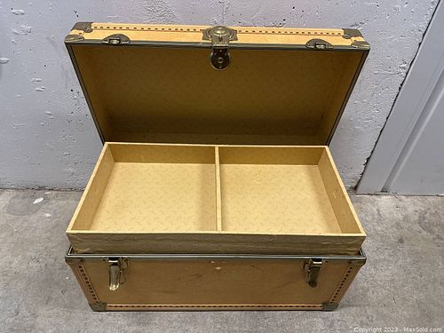 Lot #134 (1 of 5)