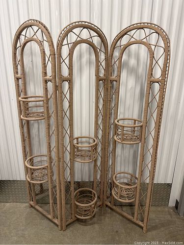 Lot #32 (1 of 4)