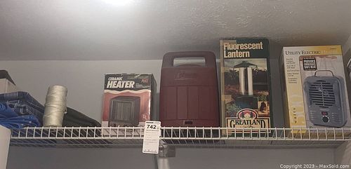 Lot #742 (1 of 12)