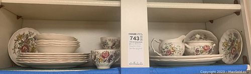 Lot #743 (1 of 8)