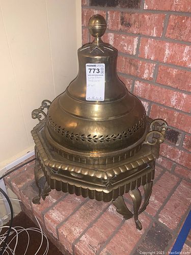 Lot #773 (1 of 7)