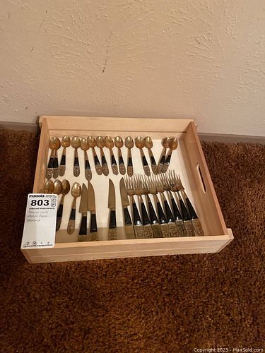 Lot #803 (1 of 6)