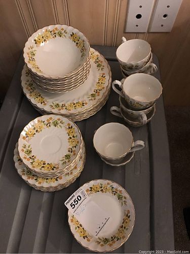 Lot #550 (1 of 14)