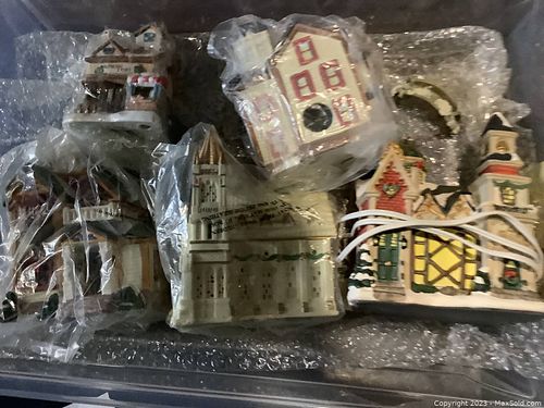 Lot #211 (1 of 5)