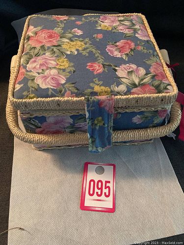 Lot #95 (1 of 6)
