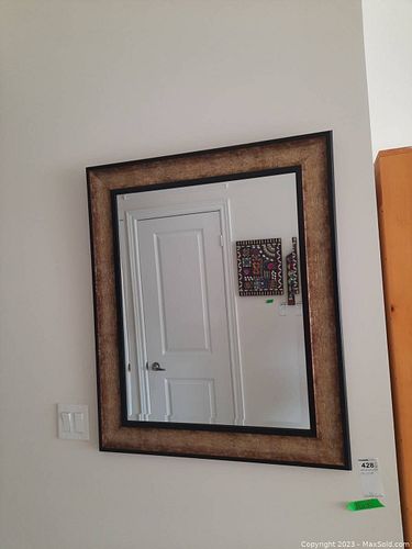 Lot #428 (1 of 7)