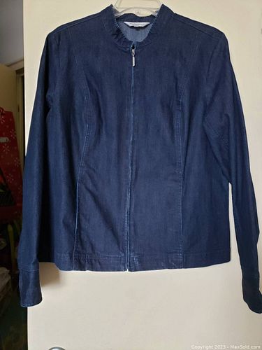 Lot #6 (1 of 4)