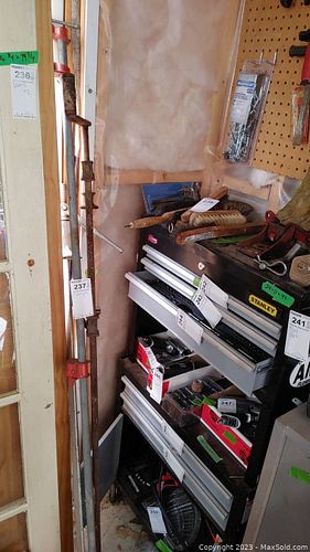 Lot #237 (1 of 7)