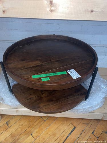Lot #381 (1 of 9)