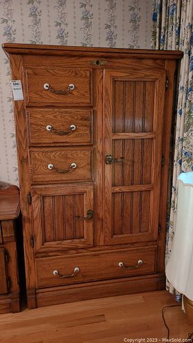 Lot #586 (1 of 15)