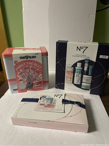 Lot #69 (1 of 9)