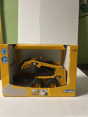 Lot #12 (1 of 6)