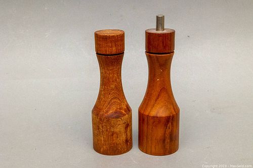Lot #207 (1 of 3)