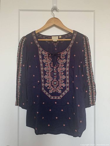 Lot #75 (1 of 5)
