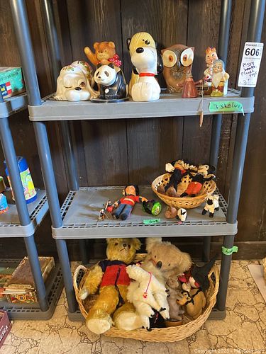 Piggy Banks, Toys B (1 of 13)