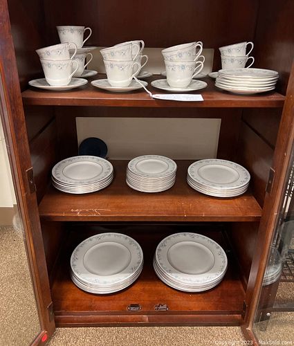Lot #252 (1 of 10)