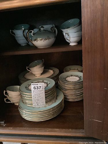 Lot #637 (1 of 13)