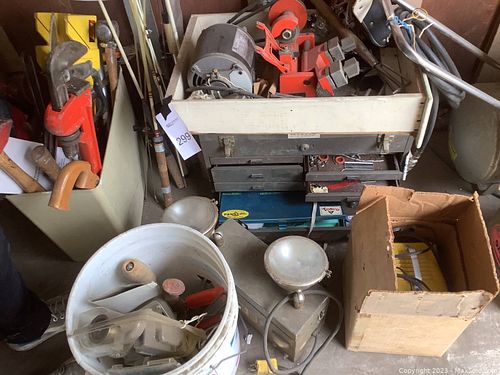 Lot #299 (1 of 4)