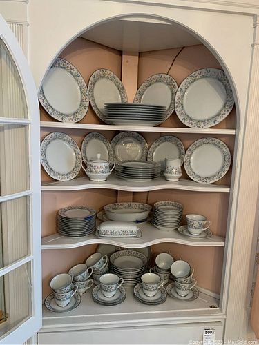 Lot #495 (1 of 13)