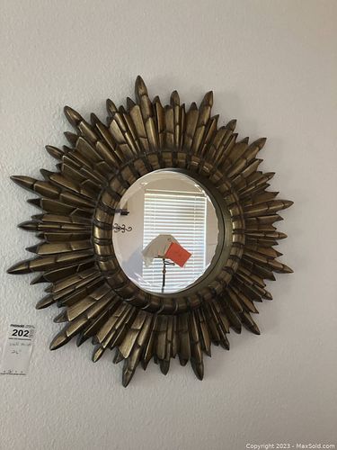 Lot #202 (1 of 8)