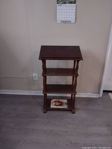 Lot #9 (1 of 1)