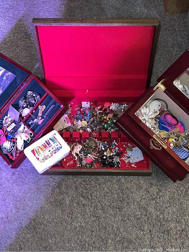 Lot #37 (1 of 5)
