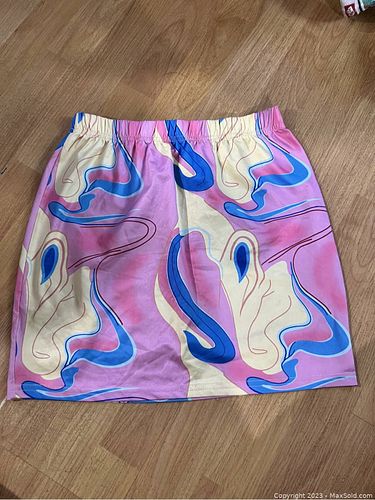 Lot #52 (1 of 5)