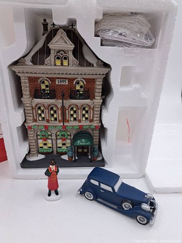 Lot #32 (1 of 4)