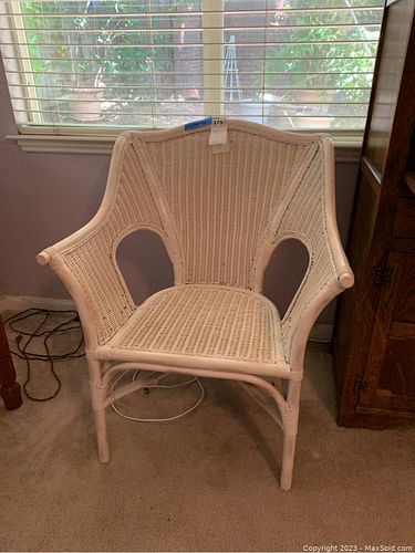 Lot #375 (1 of 5)